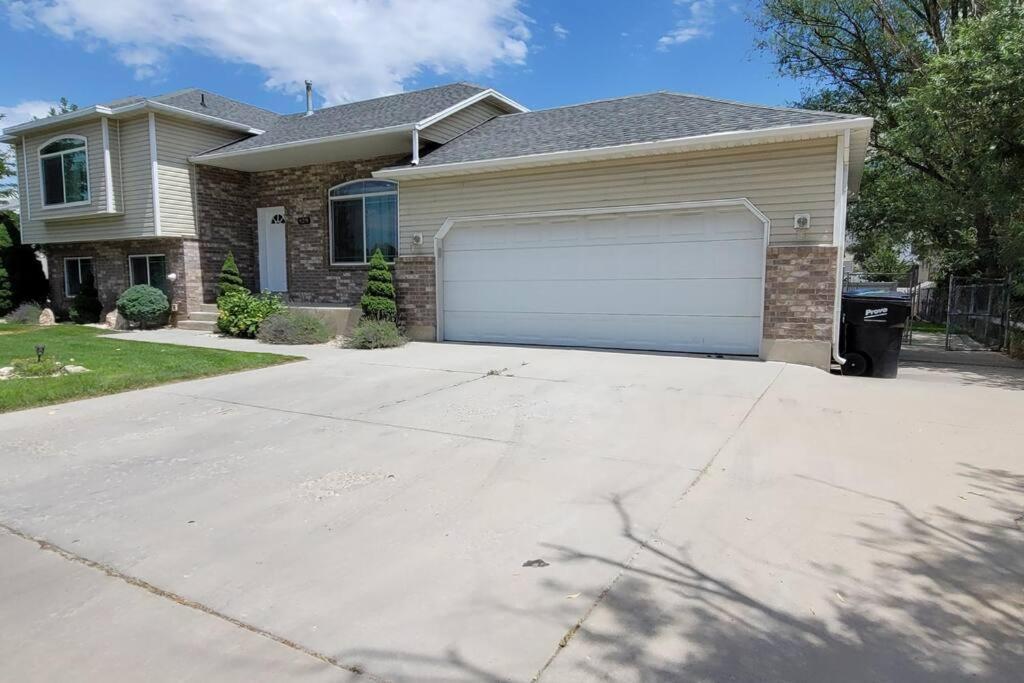 5 Bedroom House To Share With Your Family And Friends Provo Exterior foto