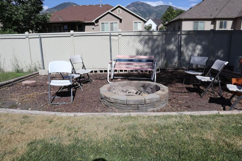 5 Bedroom House To Share With Your Family And Friends Provo Exterior foto